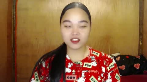 Snapshot of urasian_hotchix69 chatting on 12/14/24, 10:02 Lycah online show from 12/14/24, 10:02