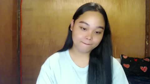 Snapshot of urasian_hotchix69 chatting on 01/06/25, 08:24 Lycah online show from 01/06/25, 08:24