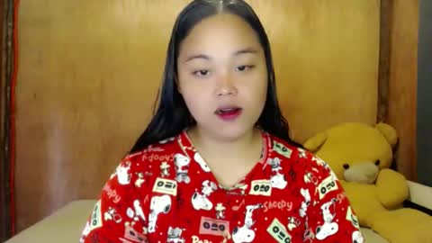 Snapshot of urasian_hotchix69 chatting on 10/19/25, 08:37 Lycah online show from 10/19/25, 08:37