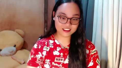 Lycah online show from 11/15/25, 10:37