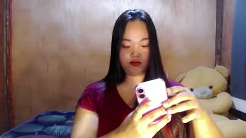 Snapshot of urasian_hotchix69 chatting on 05/14/26, 12:39 Lycah online show from 05/14/26, 12:39