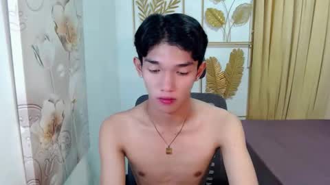 urasian_john20 online show from 03/05/26, 04:14
