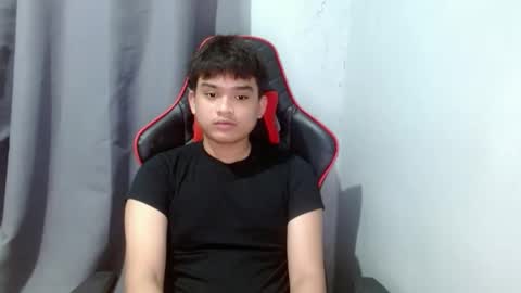 Snapshot of urasian_kentoyxx77 chatting on 10/01/25, 02:23 Kentoy online show from 10/01/25, 02:23
