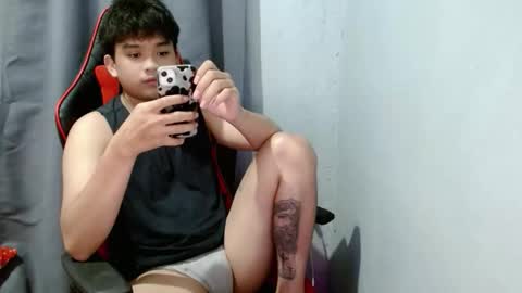Snapshot of urasian_kentoyxx77 chatting on 10/16/25, 10:44 Kentoy online show from 10/16/25, 10:44