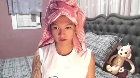 NEWRA  ALLISON online show from 03/24/26, 04:28