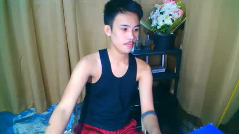 Snapshot of urasiancumboix2 chatting on 10/11/25, 03:10 urasiancumboix2 online show from 10/11/25, 03:10