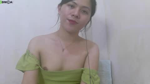 Snapshot of urasianlover69x chatting on 12/09/24, 10:11 rai online show from 12/09/24, 10:11