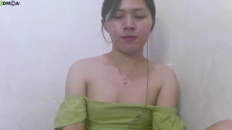 Snapshot of urasianlover69x chatting on 12/10/24, 03:22 rai online show from 12/10/24, 03:22