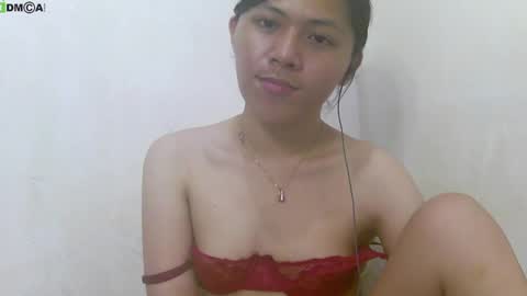 Snapshot of urasianlover69x chatting on 01/11/25, 07:06 rai online show from 01/11/25, 07:06