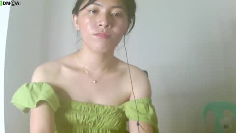 Snapshot of urasianlover69x chatting on 03/06/25, 07:14 rai online show from 03/06/25, 07:14