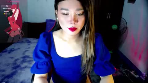 Snapshot of urasiansweet_cummer chatting on 12/19/25, 02:40 KENDRA online show from 12/19/25, 02:40