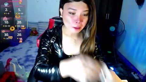 Snapshot of urasiansweet_cummer chatting on 02/05/26, 02:49 KENDRA online show from 02/05/26, 02:49