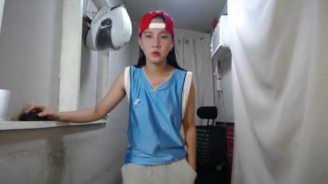 Erika online show from 12/02/25, 06:47