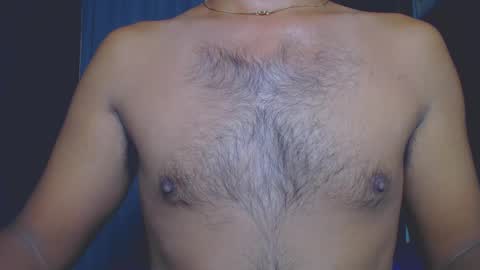 Snapshot of urasianversahunkxx chatting on 12/15/24, 11:09 johnzen online show from 12/15/24, 11:09