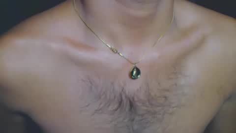 Snapshot of urasianversahunkxx chatting on 12/27/24, 12:18 johnzen online show from 12/27/24, 12:18