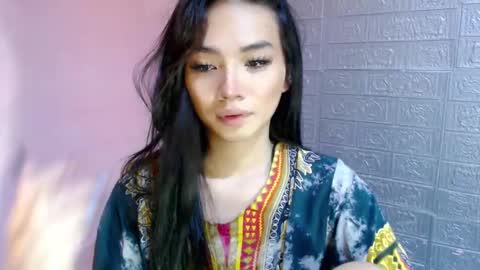 Clara online show from 01/04/25, 05:05