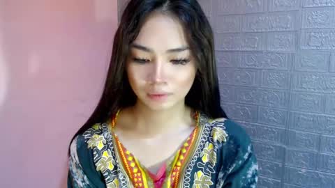 Clara online show from 02/06/25, 05:14
