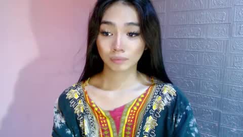 Clara online show from 03/04/25, 05:32
