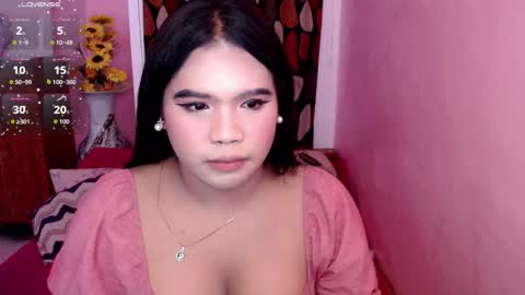 Sofia online show from 11/27/25, 01:07