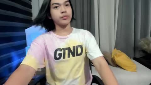 urbambislvt online show from 04/27/26, 03:15
