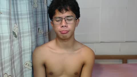 Snapshot of urbbyjosh chatting on 01/13/25, 01:45 joshua online show from 01/13/25, 01:45