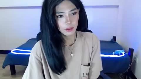 Miss alexa online show from 03/24/26, 07:02