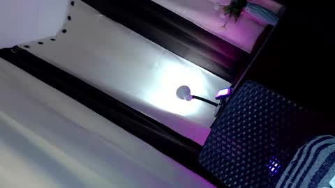 Snapshot of urbitch_haley69xx chatting on 09/23/25, 07:11 Haley Mhate online show from 09/23/25, 07:11