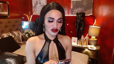 Snapshot of urcumgirlasiants chatting on 12/11/24, 11:51 KENDALL online show from 12/11/24, 11:51