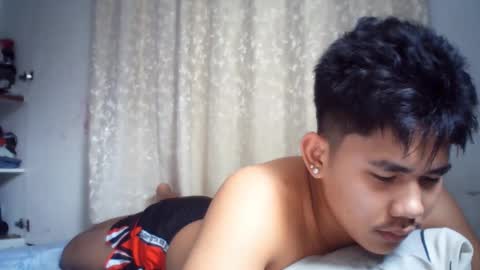 Snapshot of urcutie_asianboy chatting on 11/20/25, 03:07 KEN online show from 11/20/25, 03:07