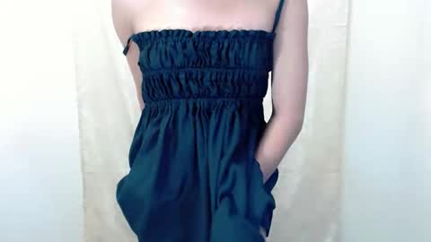 Snapshot of urcutie_ayah chatting on 11/17/25, 11:16 urcutie_ayah online show from 11/17/25, 11:16