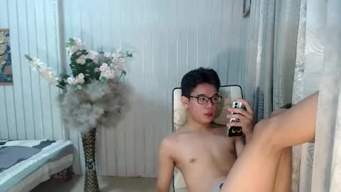 urdreamboy_doms online show from 04/22/26, 05:58