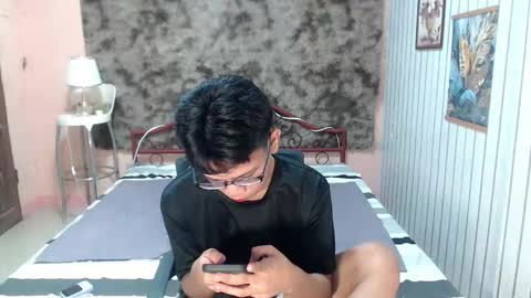 urdreamboy_doms online show from 05/04/26, 04:58