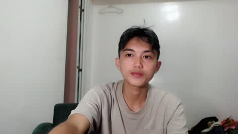 Snapshot of urdreamboy_prince chatting on 06/27/26, 01:17 urdreamboy_prince online show from 06/27/26, 01:17
