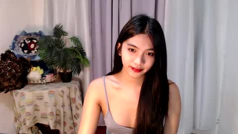 Trixie online show from 03/08/25, 03:06