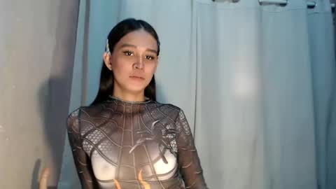 Snapshot of urdreamgirl_stephanie chatting on 04/18/26, 07:12 stephanie online show from 04/18/26, 07:12