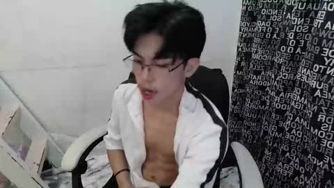 Snapshot of urdreamtw1nk chatting on 09/21/25, 09:22 urdreamtw1nk online show from 09/21/25, 09:22