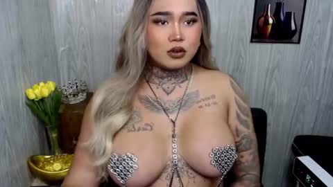 Snapshot of urfabtattooqueen chatting on 07/08/26, 09:03 Maxxie online show from 07/08/26, 09:03