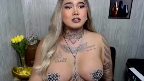 Snapshot of urfabtattooqueen chatting on 07/09/26, 04:44 Maxxie online show from 07/09/26, 04:44