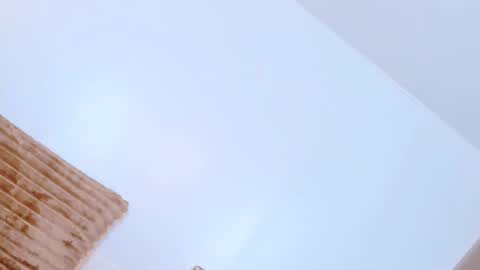 Vivi online show from 11/30/25, 11:58