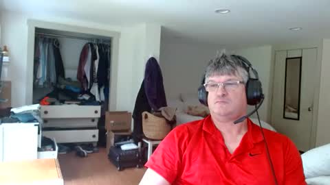 Gregor online show from 09/13/25, 02:39