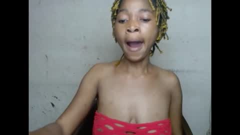 Snapshot of urflirtydoll chatting on 09/29/25, 08:35 urflirtydoll online show from 09/29/25, 08:35