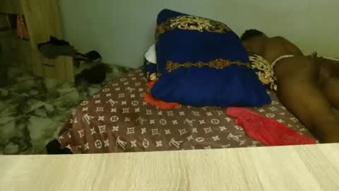 urflirtydoll online show from 04/21/26, 01:42