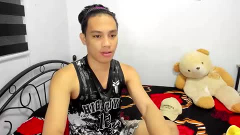 urfucker_vinz online show from 03/22/26, 01:03