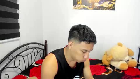 urfucker_vinz online show from 04/27/26, 12:47