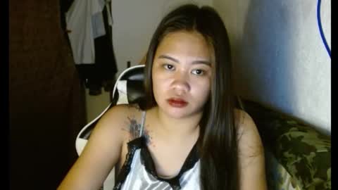 urfynestasian online show from 01/05/25, 04:04