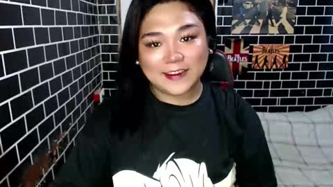 Dimple online show from 09/14/25, 04:22