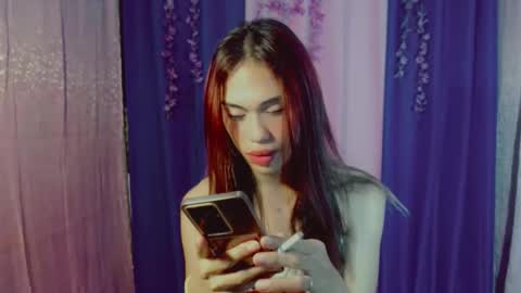 Leah online show from 09/25/25, 10:08