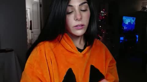 Snapshot of urgoddessmarla chatting on 11/20/25, 03:50 Goddess Marla online show from 11/20/25, 03:50