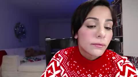 Snapshot of urgoddessmarla chatting on 12/04/25, 03:27 Goddess Marla online show from 12/04/25, 03:27