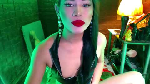 queen norelle online show from 05/17/26, 06:59